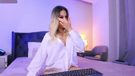 ElizzaBubble webcam model stream image