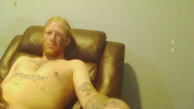 Tonybeesy webcam model stream image