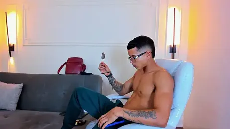 Paradise_boy_s webcam model stream image