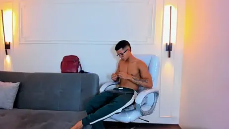 Paradise_boy_s webcam model stream image