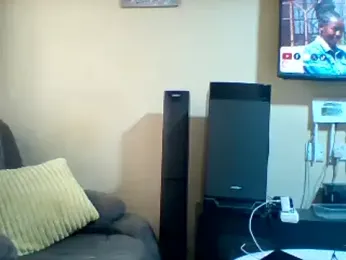 ClinDi webcam model stream image
