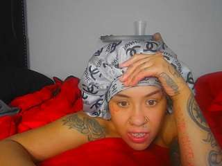 missprettything webcam model stream image