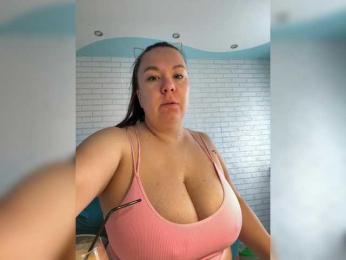 -BuSiNkA webcam model stream image