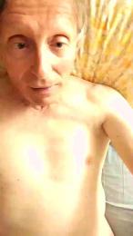 Keeviinhot webcam model stream image