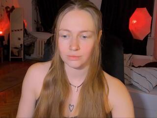 Cassie Evansson webcam flirt4free model stream image