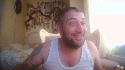 Ringless webcam model stream image