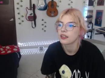 lovely_cass webcam preview