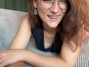 PaulineKo webcam model stream image
