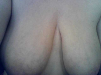 --A-M-I-N-A-- webcam model stream image