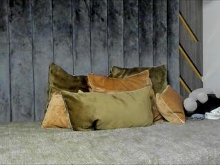 James Whiite webcam model stream image