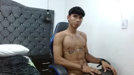 luka_big18 webcam model stream image