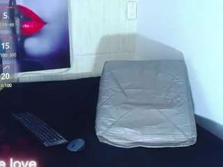 zoeconnor19 webcam model stream image