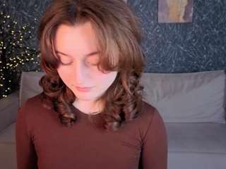 delora-romano1 webcam model stream image