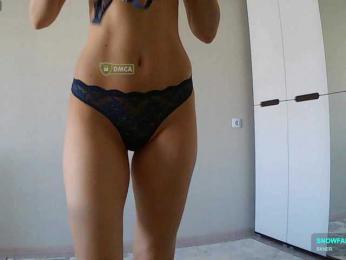 Y-A-N-A webcam model stream image