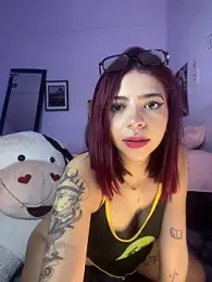 Ayaiyaila webcam model stream image