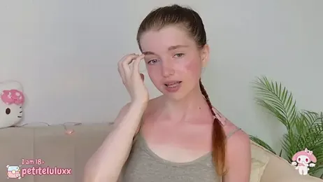 petiteluluxx webcam model stream image