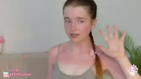 petiteluluxx webcam model stream image