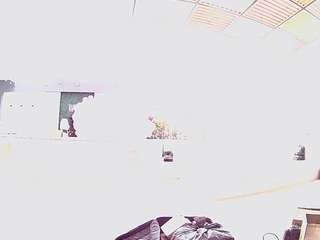 voyeurcam-casa-salsa-bathtub-pov webcam model stream image