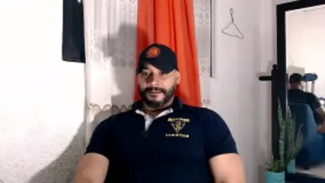 musclehetero webcam stripchat model stream image