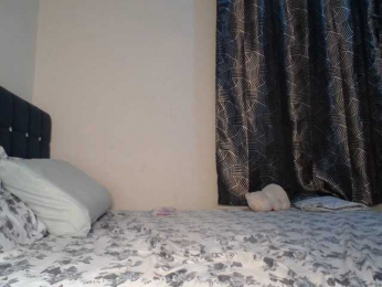 LucyWyild webcam model stream image