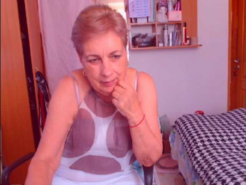 Victoria5643 webcam model stream image