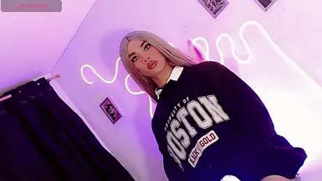 Kloe_Girl_Party webcam model stream image