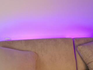 Dixie Evans webcam model stream image