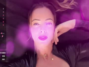 brinny_grace webcam model stream image