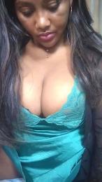 Idahhot webcam model stream image