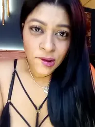 Lashmy111 webcam model stream image