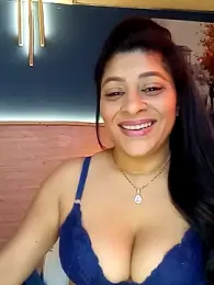 Lashmy111 webcam model stream image