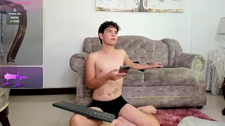 Blum_icee webcam stripchat model stream image