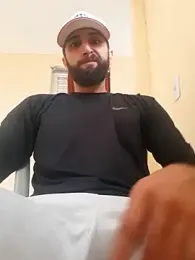 Luccareli10 webcam model stream image