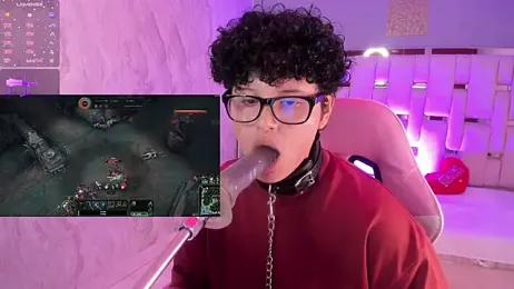 LukeBear webcam model stream image