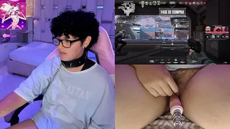 LukeBear webcam model stream image