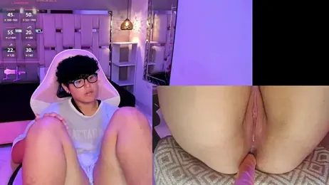 LukeBear webcam model stream image