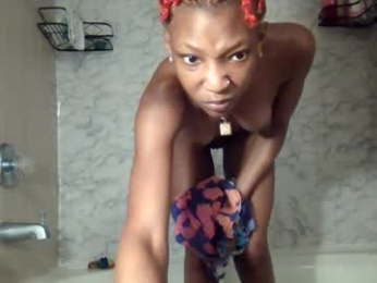 wetkyliecreams webcam model stream image