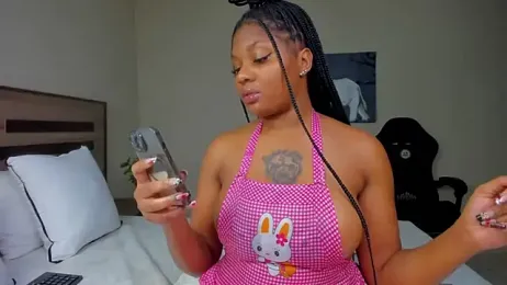 Renee-18 webcam model stream image