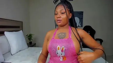 Renee-18 webcam model stream image
