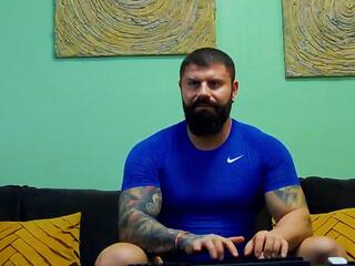 Xtream Leonard webcam model stream image