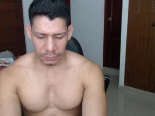 Manolo Vega webcam model stream image