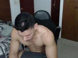 Manolo Vega webcam model stream image