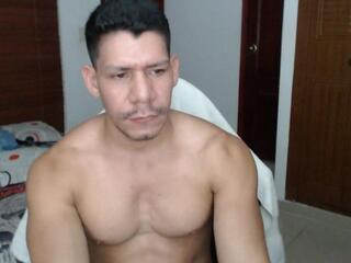 Manolo Vega webcam model stream image