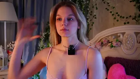 EdlinAlliston webcam model stream image