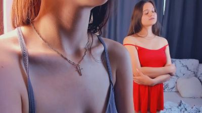 KinaIsler webcam model stream image
