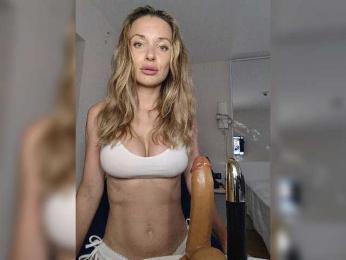 Zvezda_Lola webcam model stream image