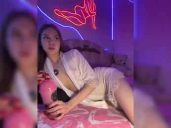 Kiki-77 webcam model stream image