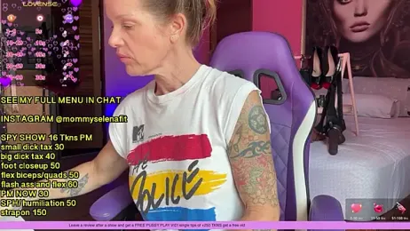mommyselenafit_ webcam model stream image