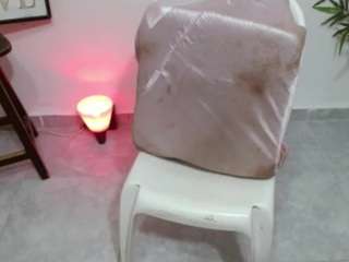 miacoluxy webcam model stream image