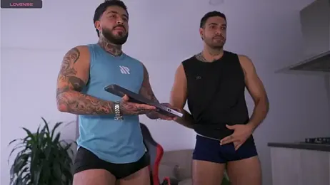 LeoSalvatore_ webcam model stream image